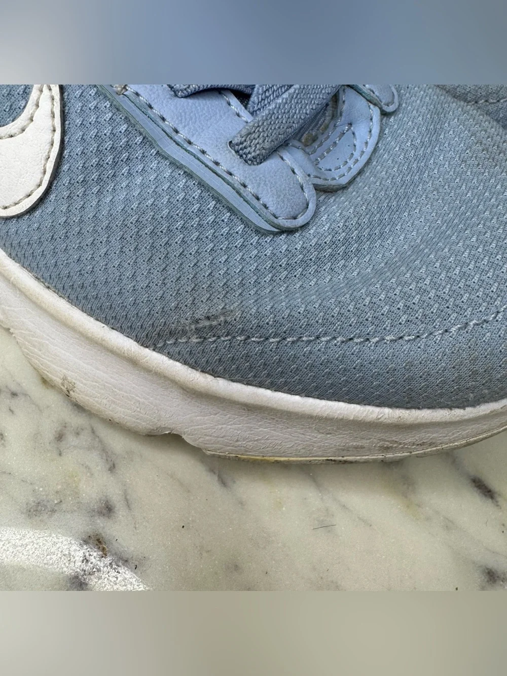 Nike Air Max Shoes Size 3 Youth blue sneakers  MAKE ME AN OFFER!